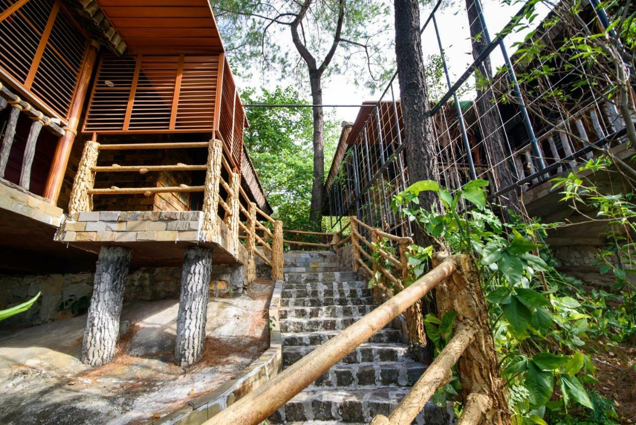 Sankofa Village Hill Resort & Spa Hue Exterior foto
